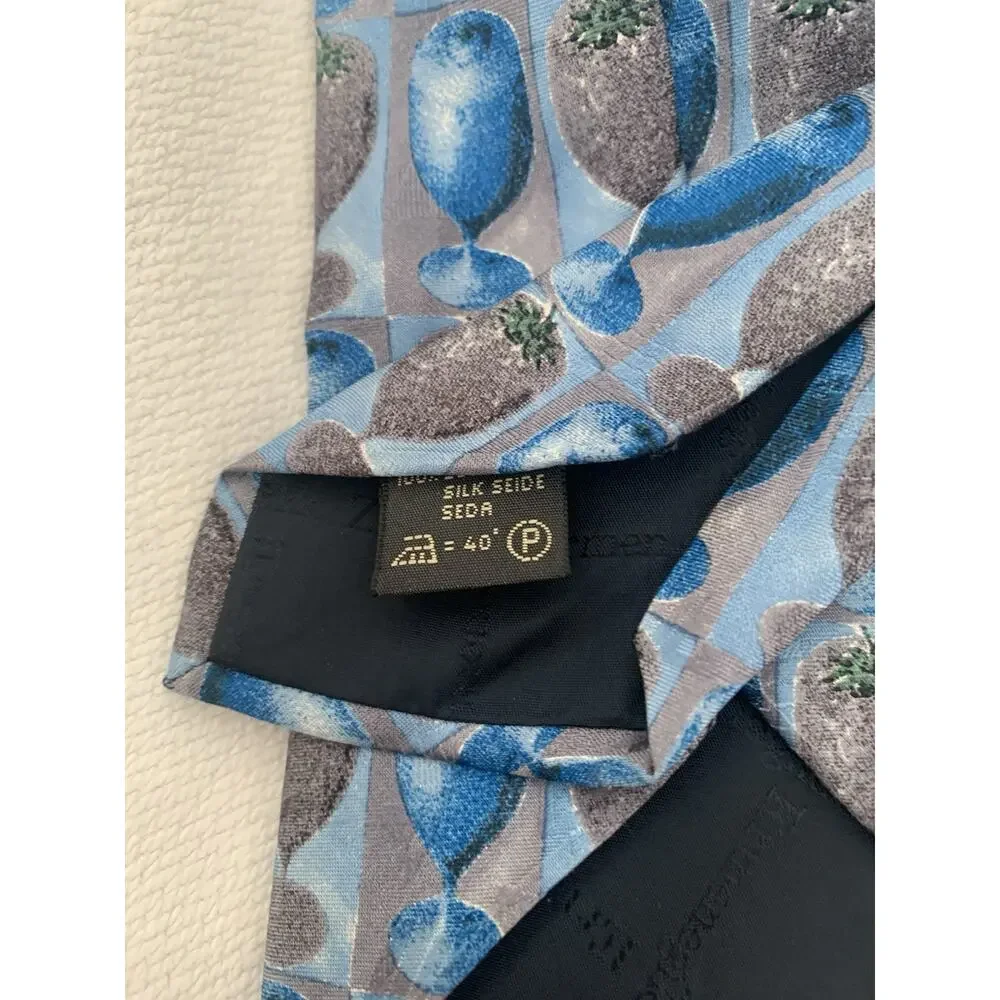 Rare Ermenegildo Zegna Men's Tie - Unique Goblet Design